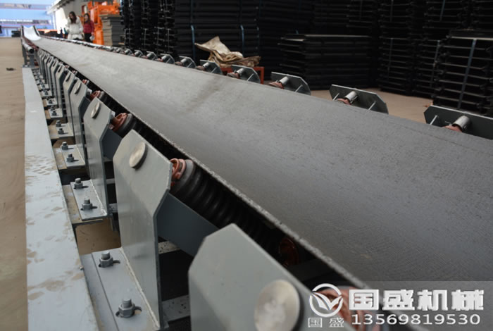 長(zhǎng)距離皮帶輸送機(jī)廠(chǎng)家